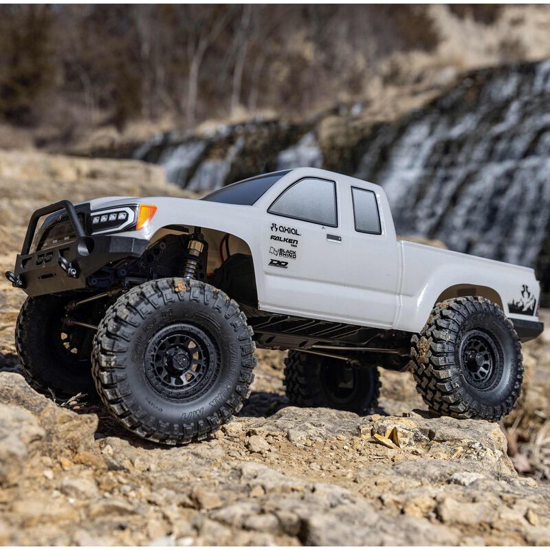 Axial Racing 1/10 SCX10 III Base Camp 4WD Rock Crawler Brushed RTR, Grey