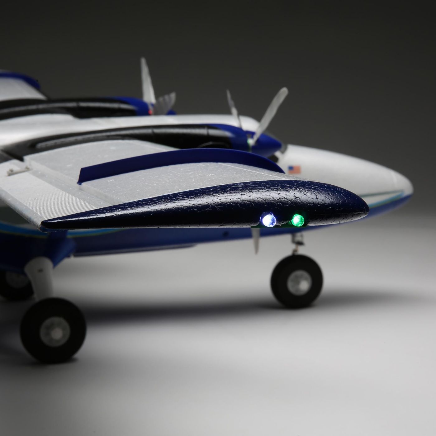 E-flite Twin Otter 1.2m PNP, includes Floats