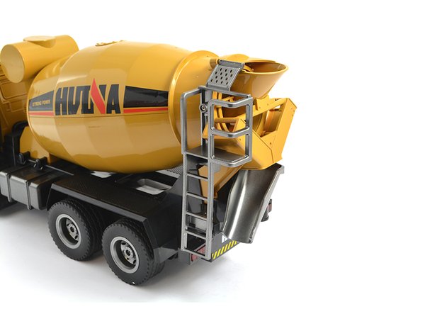 HUINA TOYS 1574 R/C 1/14 2.4G RTR CEMENT MIXER TRUCK
