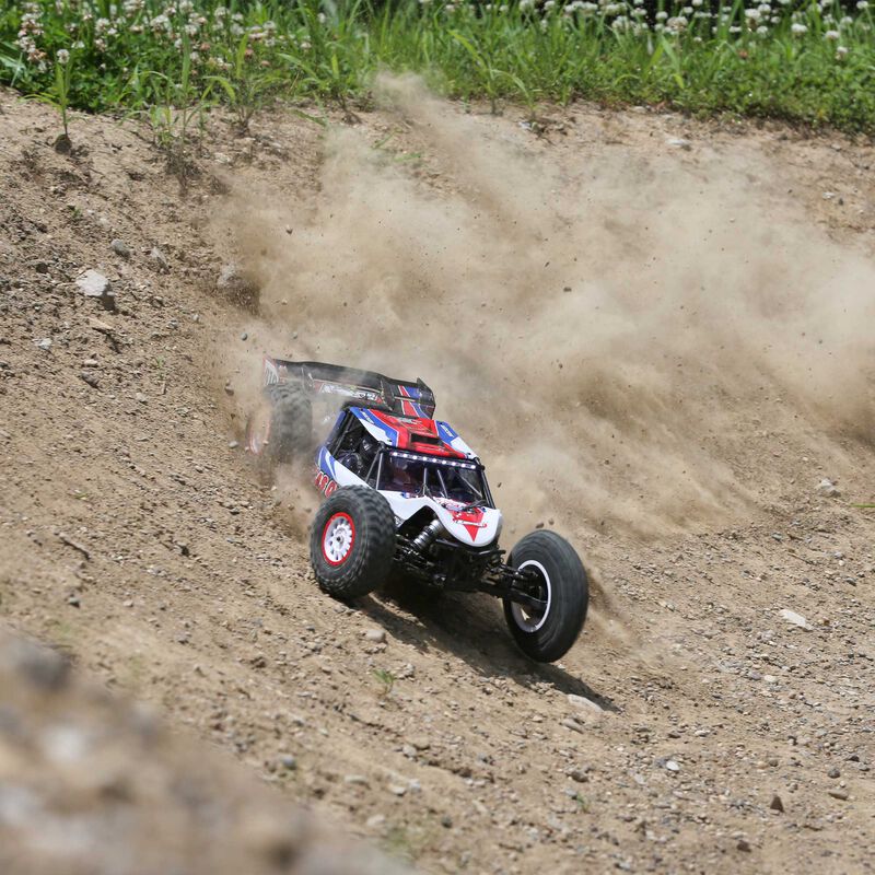 Losi 1/10 Tenacity DB Pro 4WD Desert Buggy Brushless RTR with Smart, Lucas Oil