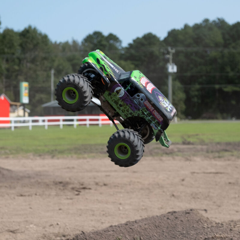 Losi LMT 4X4 Solid Axle Monster Truck RTR, Grave Digger