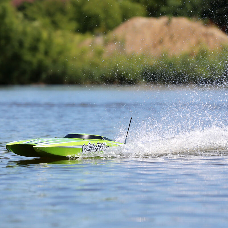 Proboat Veles 29" Catamaran Brushless RTR