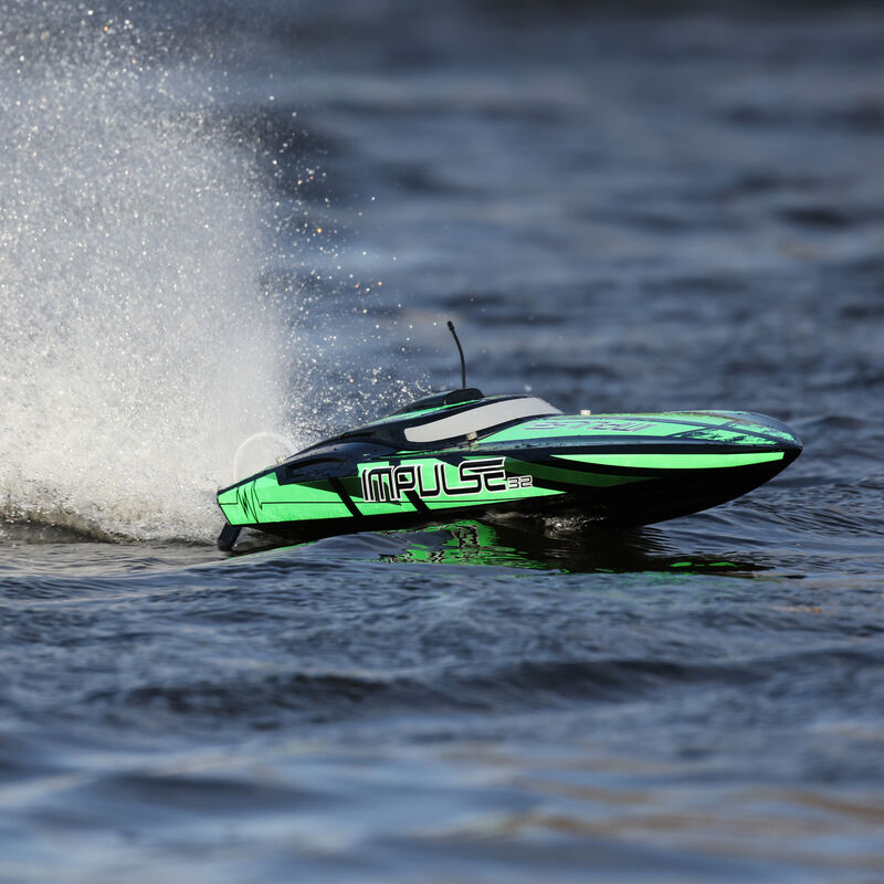 PRO BOAT Impulse 32" Brushless Deep-V RTR with Smart, Black/Green