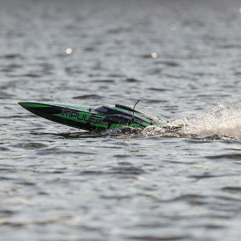 PRO BOAT Impulse 32" Brushless Deep-V RTR with Smart, Black/Green