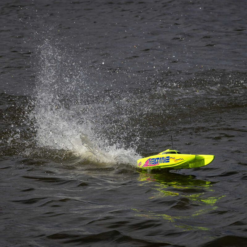 PROBOAT Blackjack 24" V2 Catamaran Brushless: RTR, Heat Wave Visual