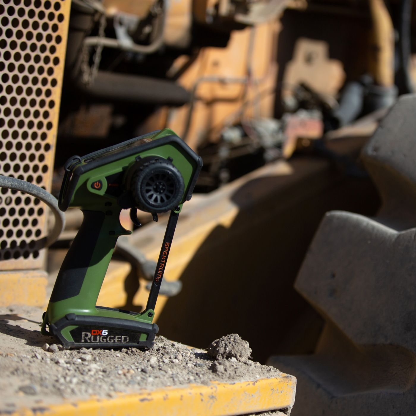 Spektrum DX5 Rugged 5-Channel DSMR Transmitter Only, Green