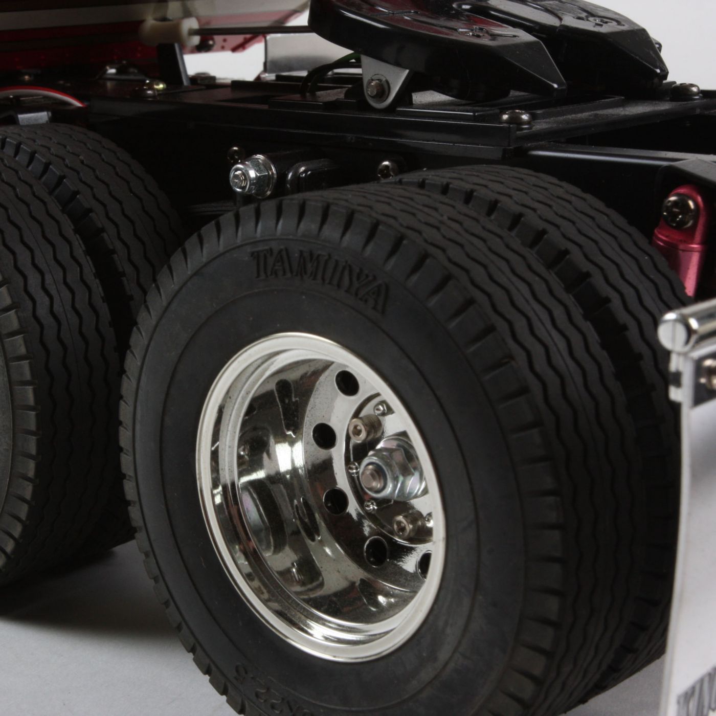 Tamiya 1/14 King Hauler 2WD Semi Tractor Kit