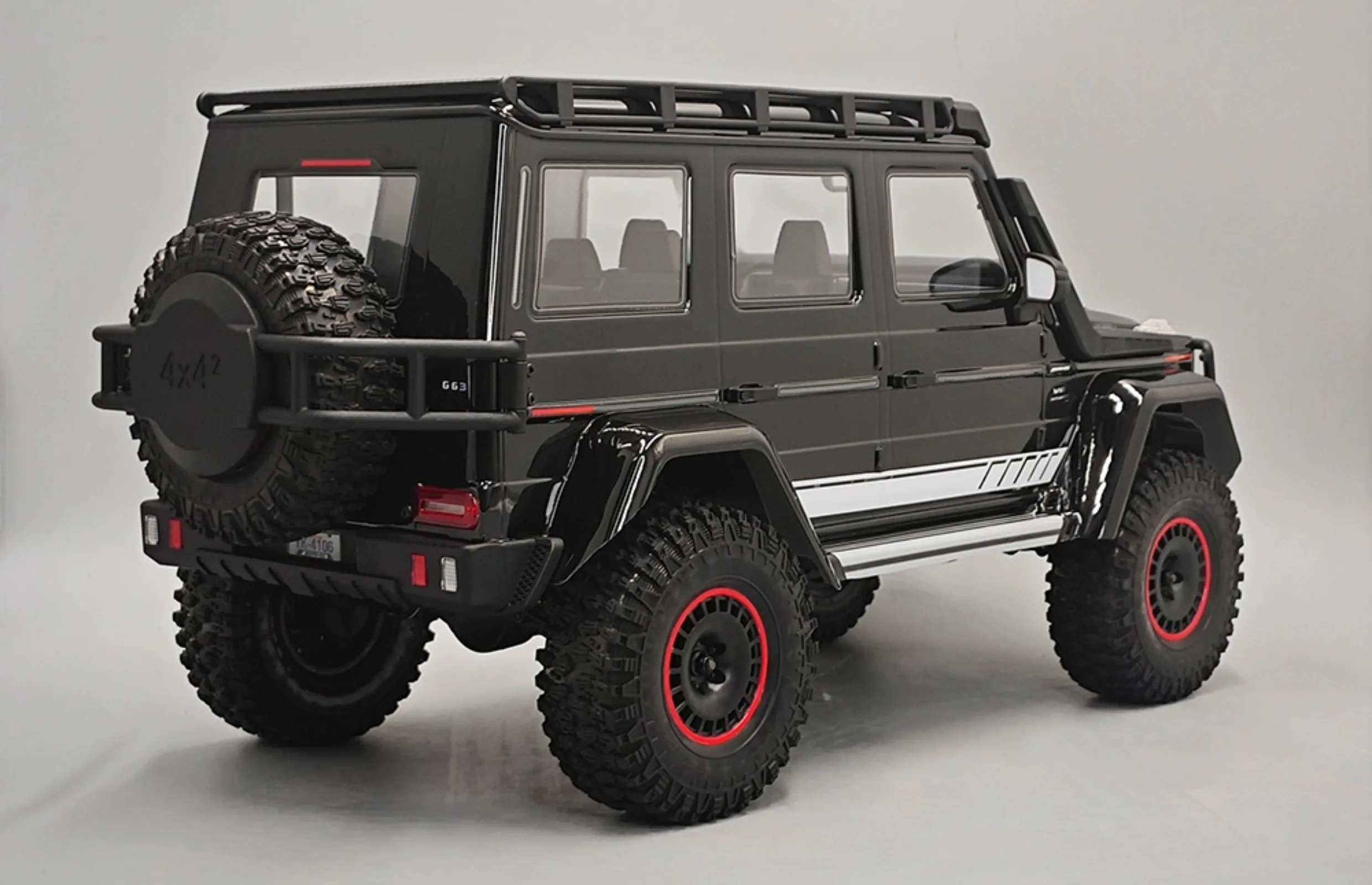 Yikong YK4106 PRO V2 1/10 RC Crawler RTR - BLACK